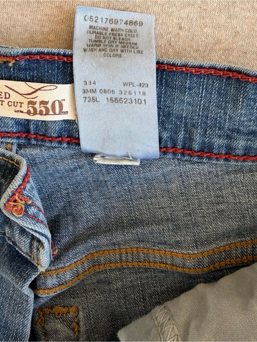 Vintage Levi's 550 Women's Jeans Size 8L Medium Wash Relaxed  Boot Cut Fit Denim - Picture 13 of 14